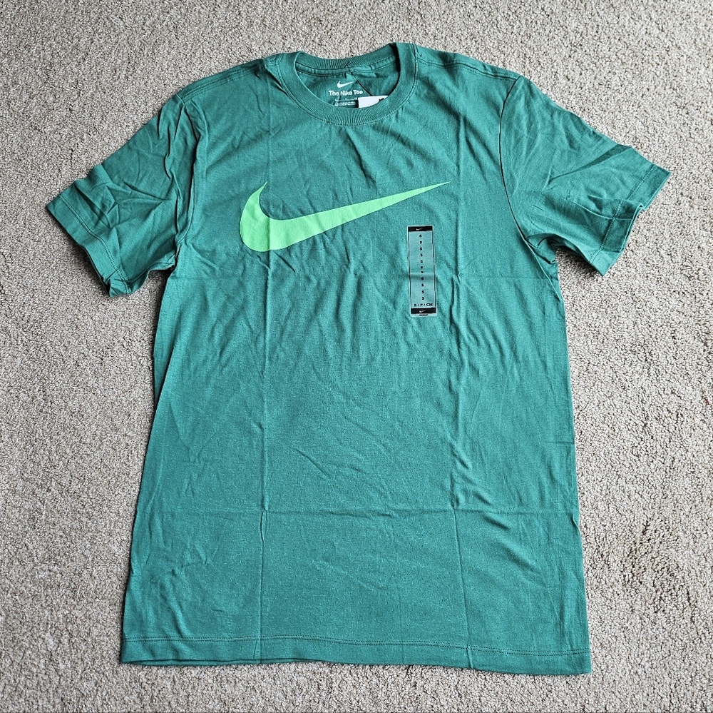 Nike Men's Teal Short Sleeve Tee SMALL New With Tags